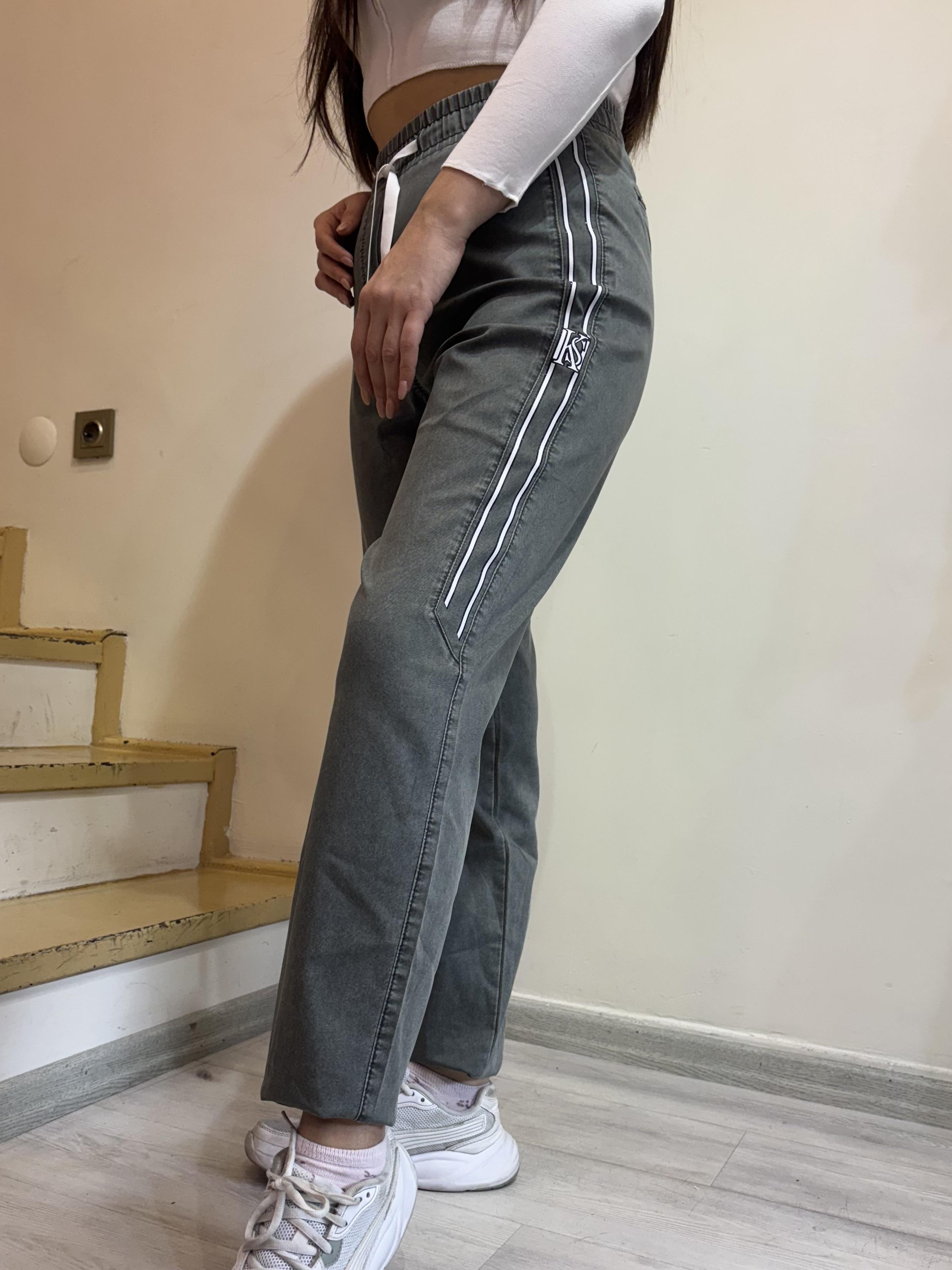 Büyük Beden Şeritli Beli Lastikli Pantolon