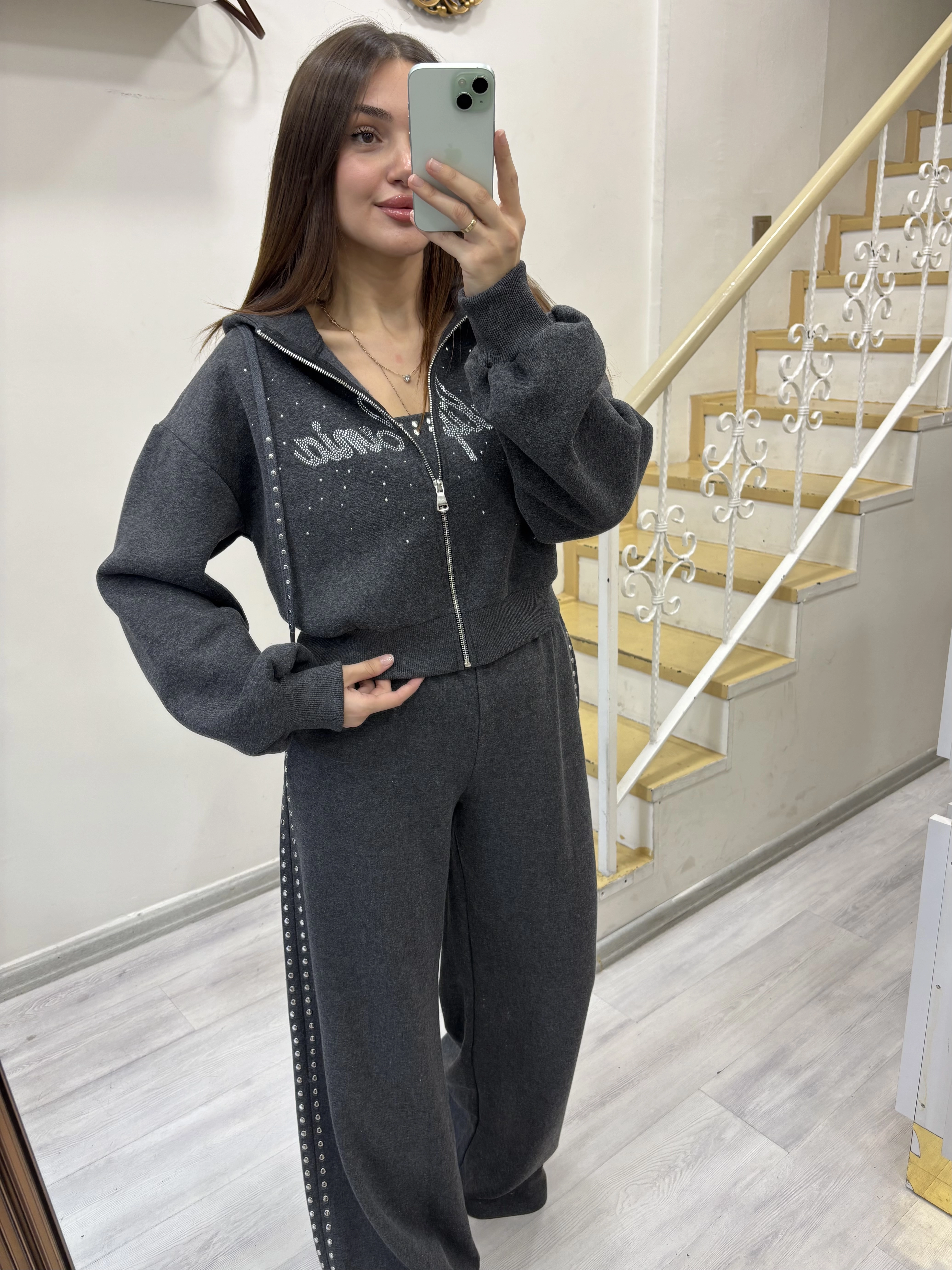 Taşlı Kapüşonlu Fermuarlı Sweatshirt