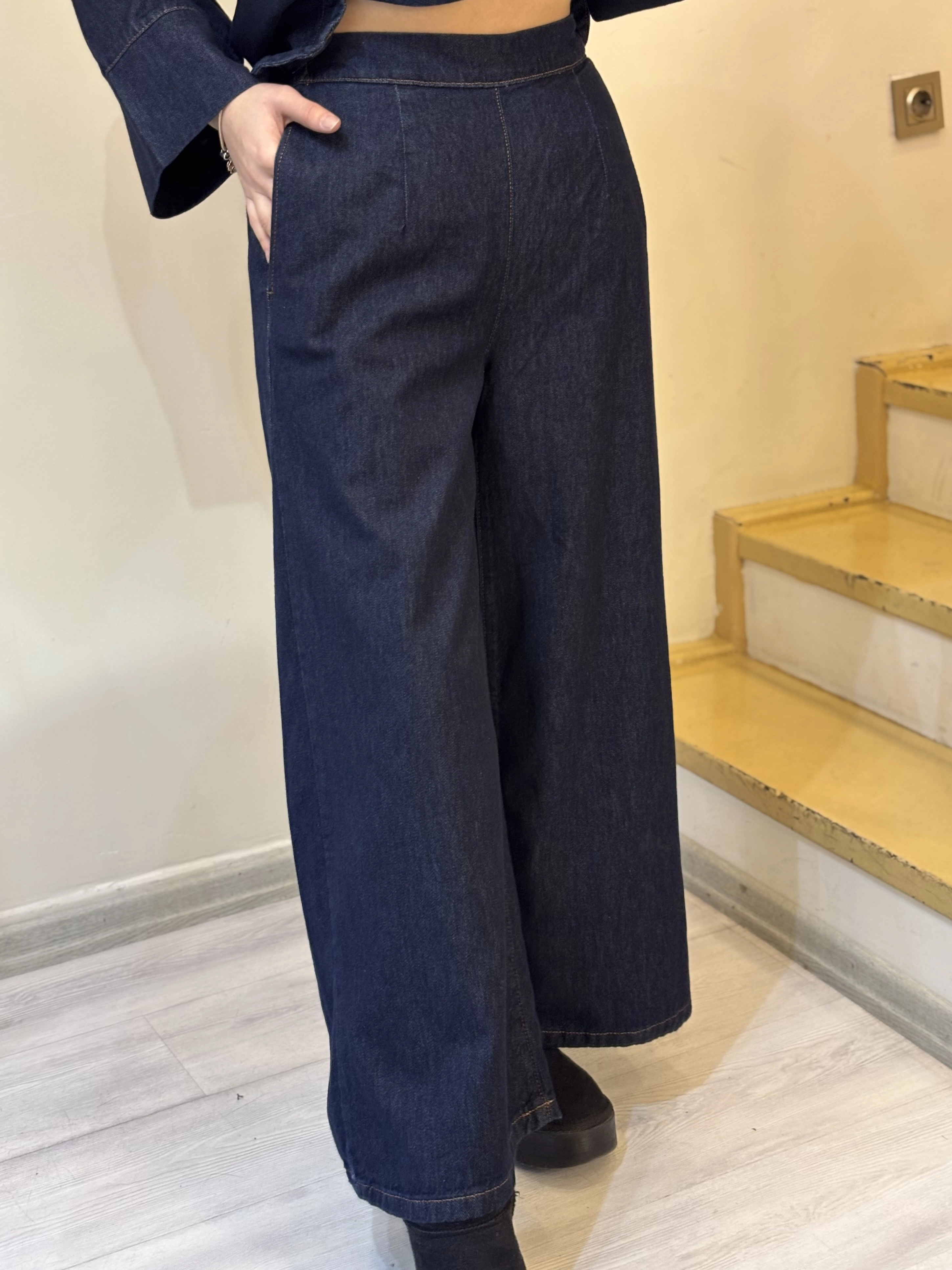 Lastikli Bol Paça Jean Pantolon