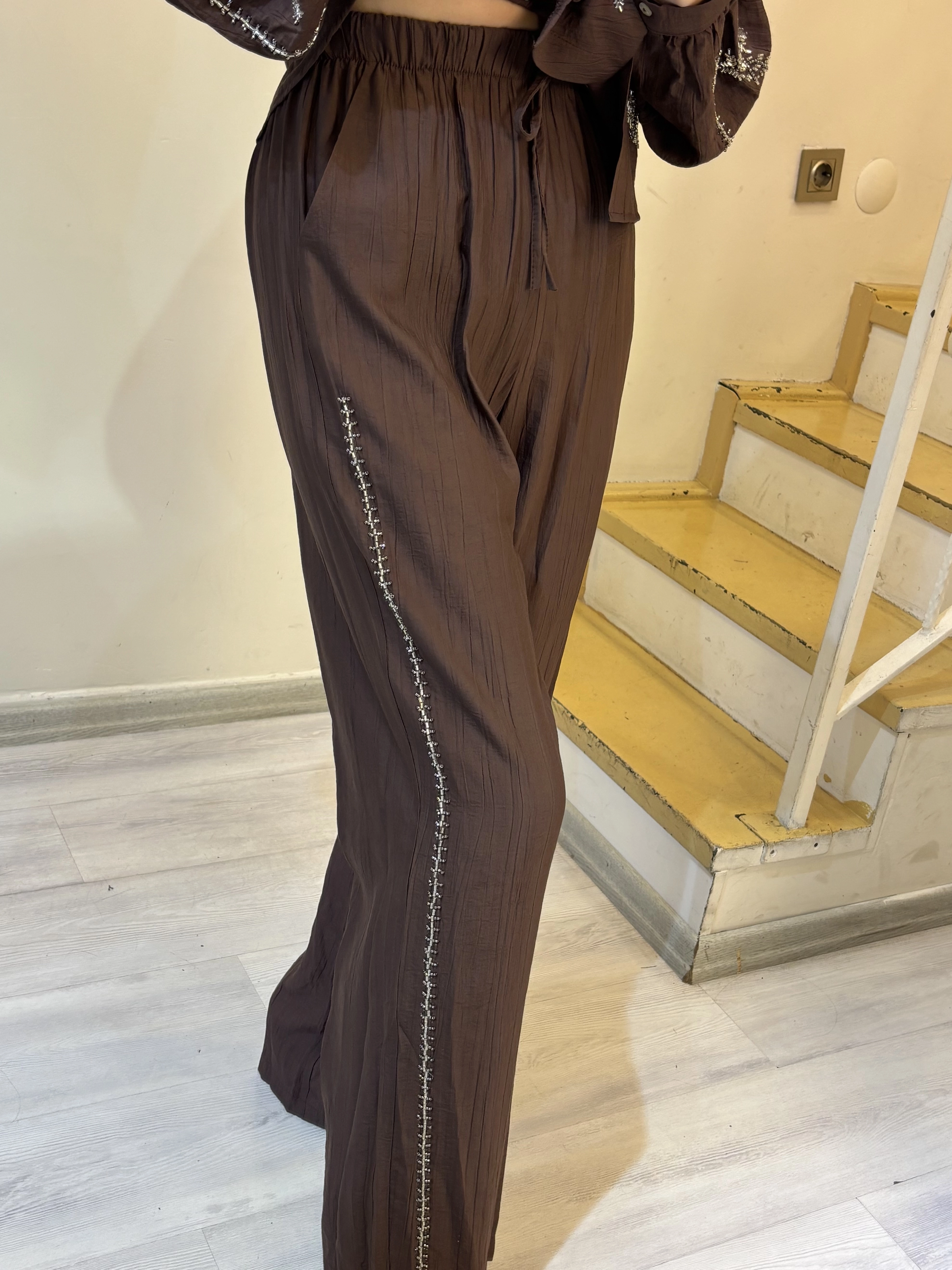 Taşlı Gömlek Pantolon Takım