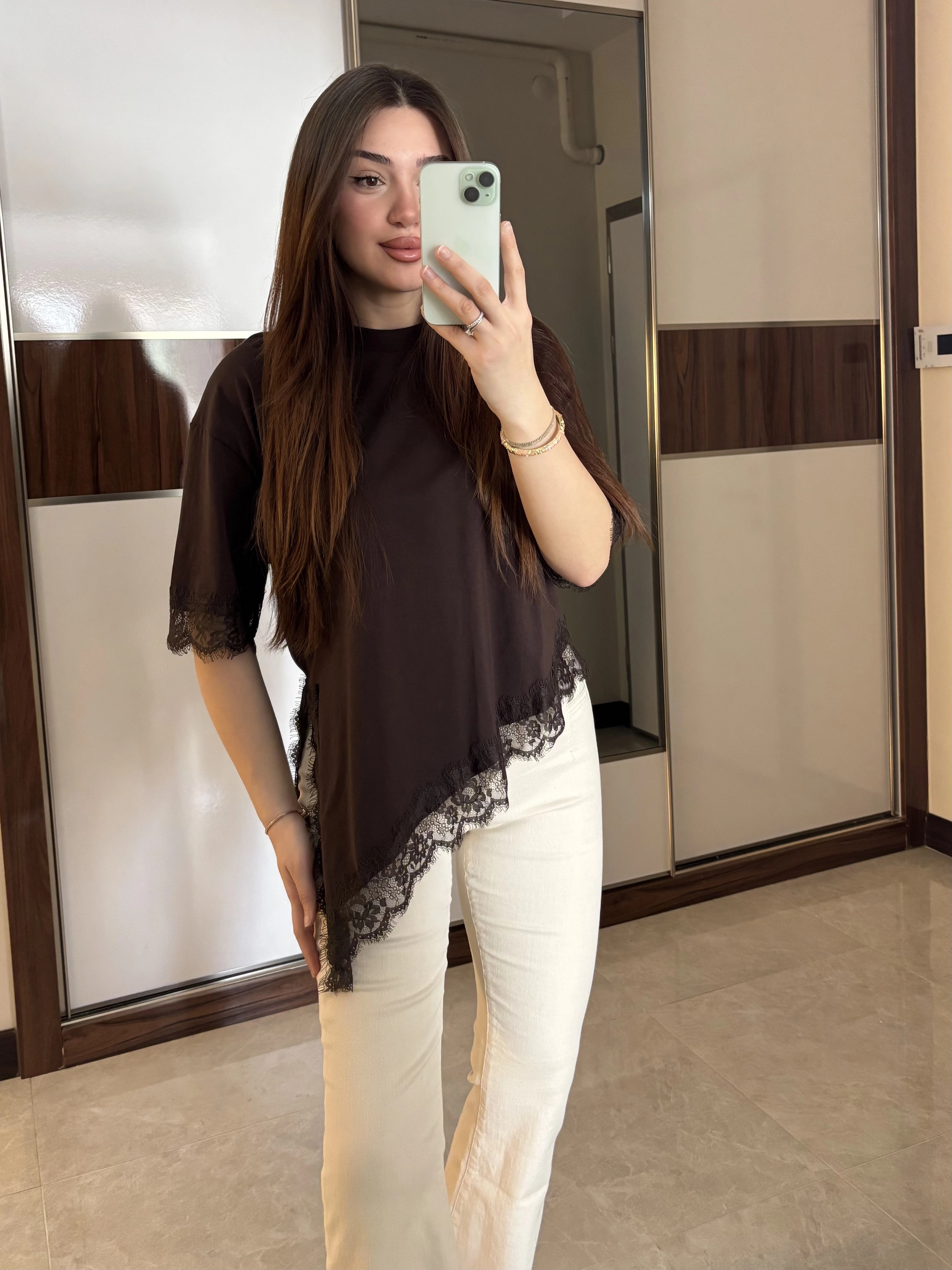 Dantelli Asimetrik Tshirt 