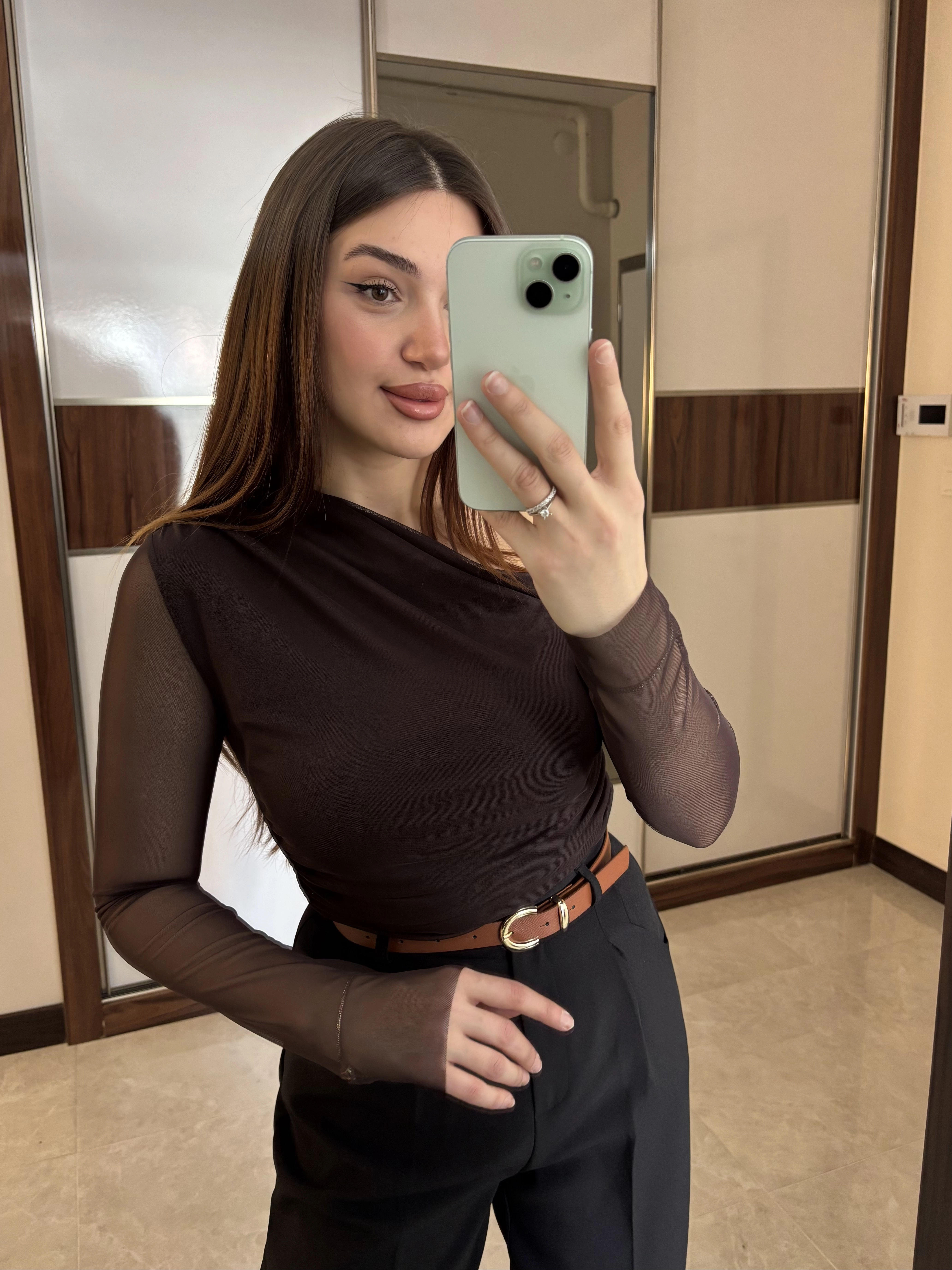 Tül Düşük Omuz Büstiyer