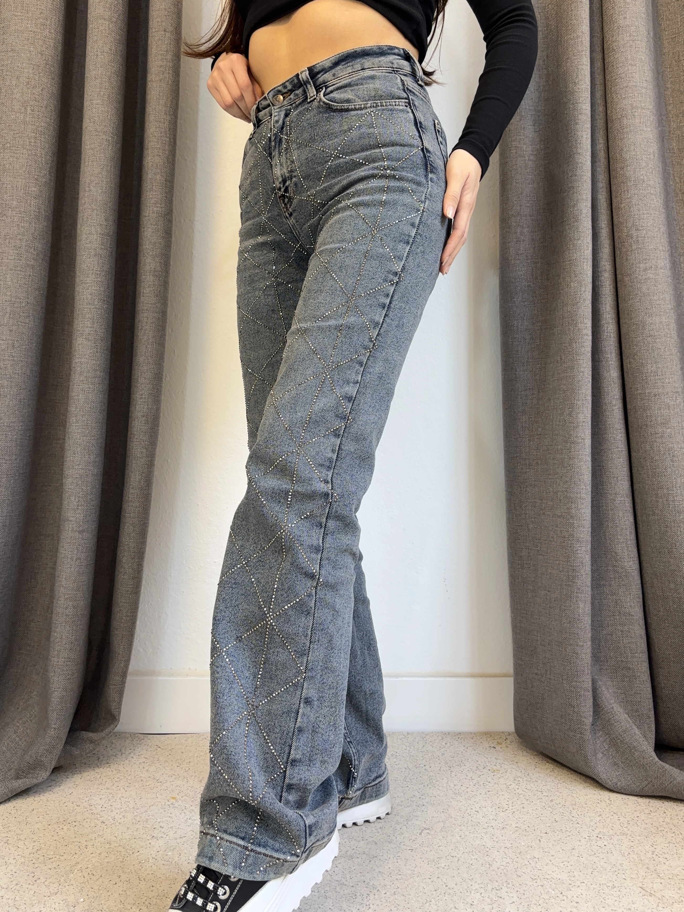 Baklava Dilim Taşlı Straight Model Jean