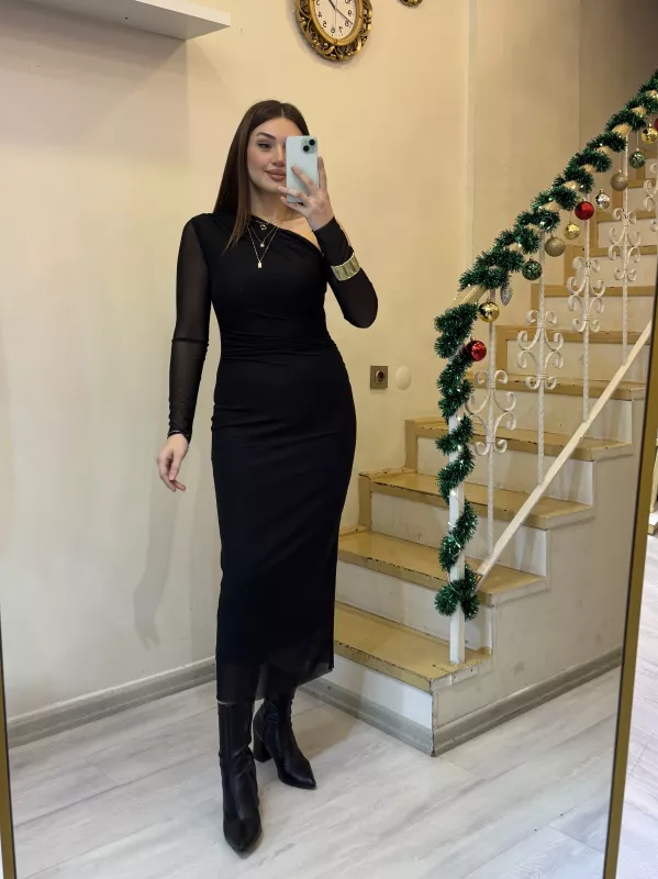 Düşük Omuz Tül Elbise 