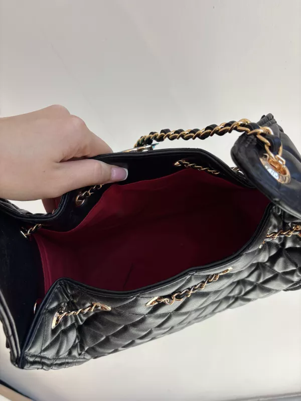 Chanel Premium Kol Çantası