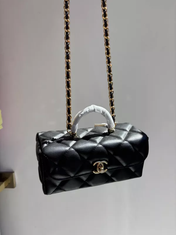Chanel Kutu Baget Çanta