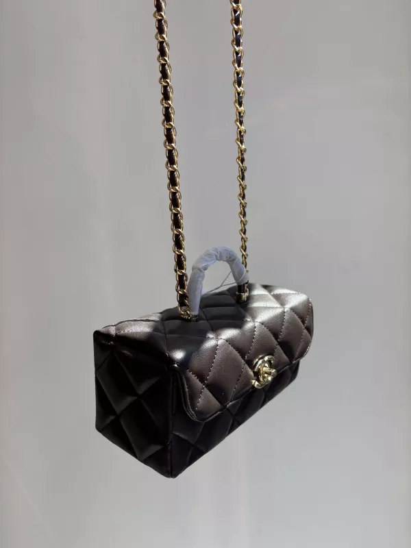 Chanel Aynalı Kutu Baget Çanta