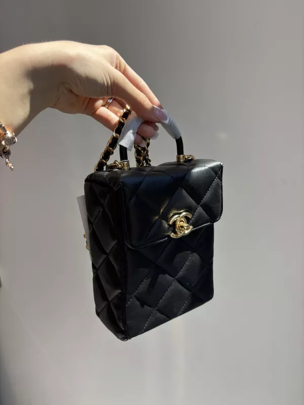 Chanel Aynalı Kutu Çanta