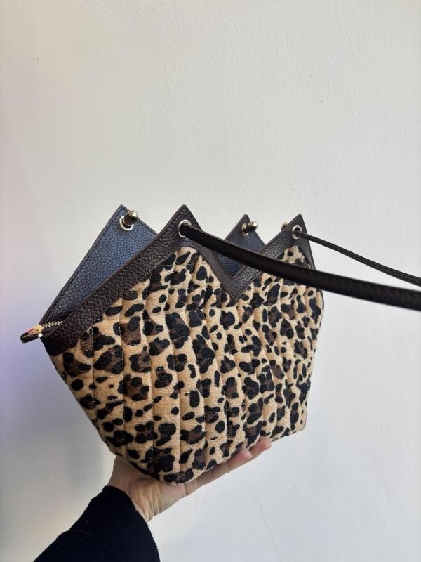 Leopar Desenli Kol Çantası