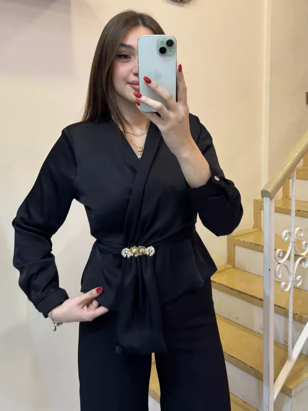 Kruvaze Saten Gold Aksesuarlı Bluz