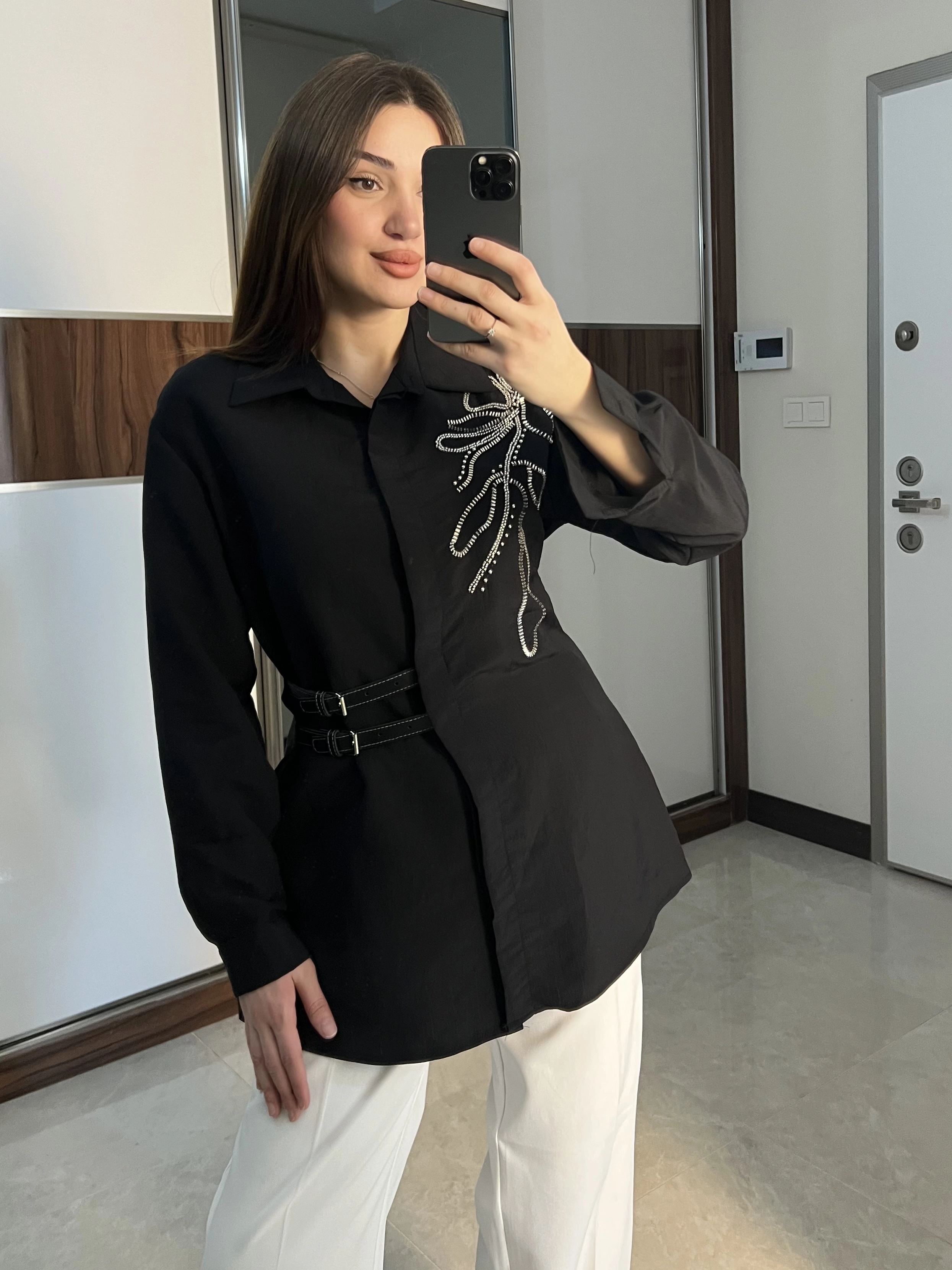 Robin Kemer Detaylı Taşlı Gömlek