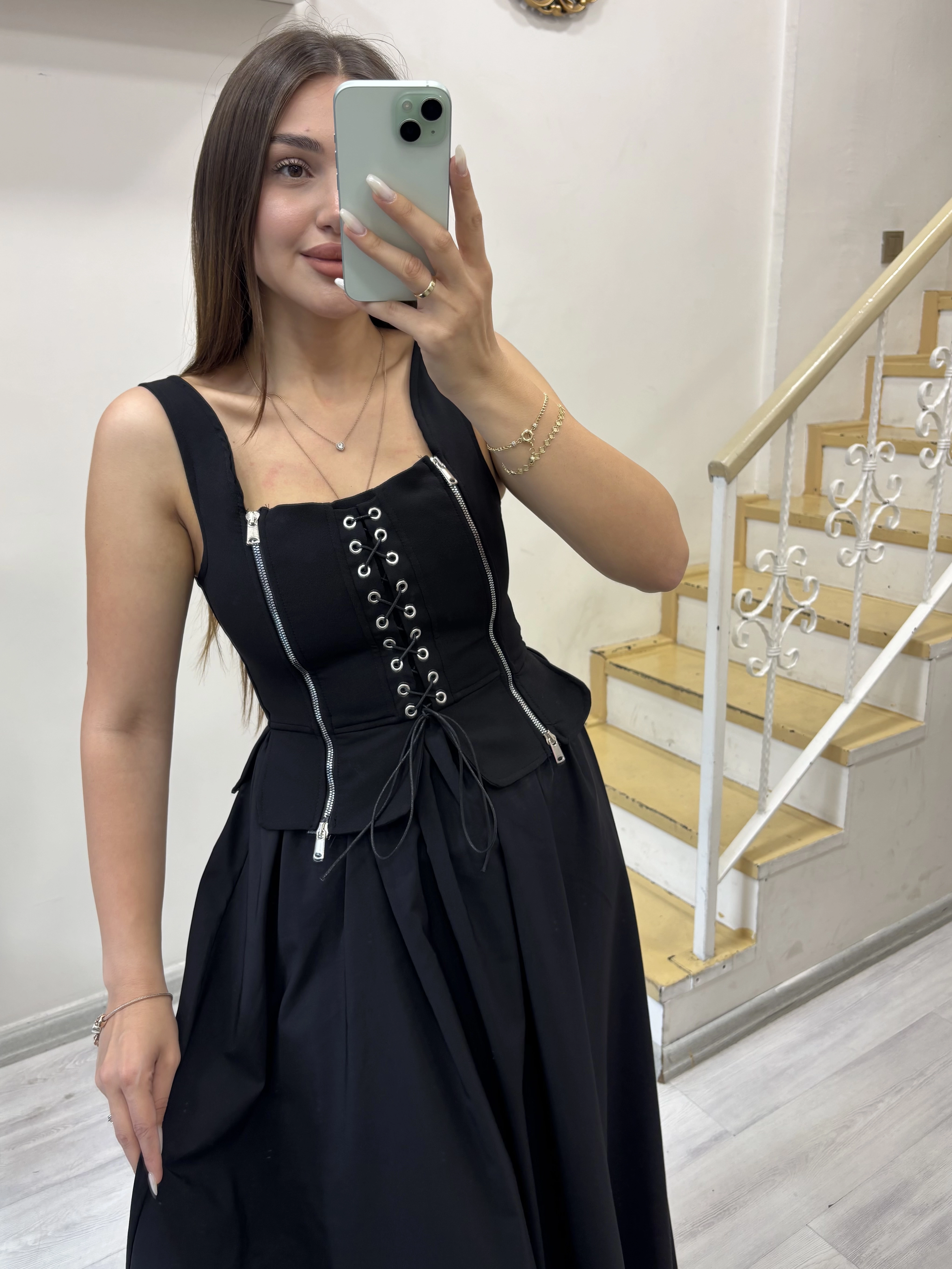 Korse Detaylı Elbise