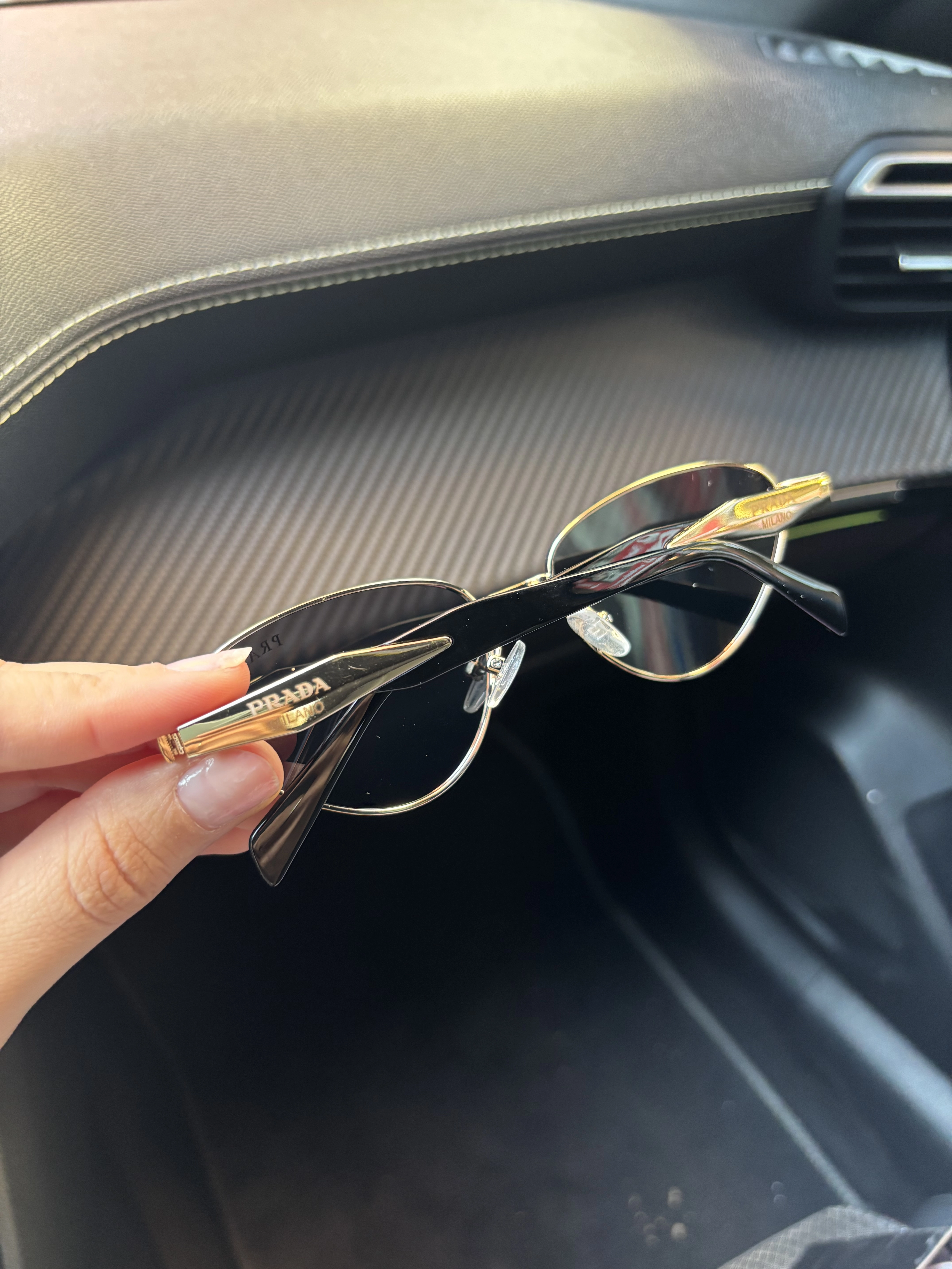 Prada Cat Eye Güneş Gözlüğü