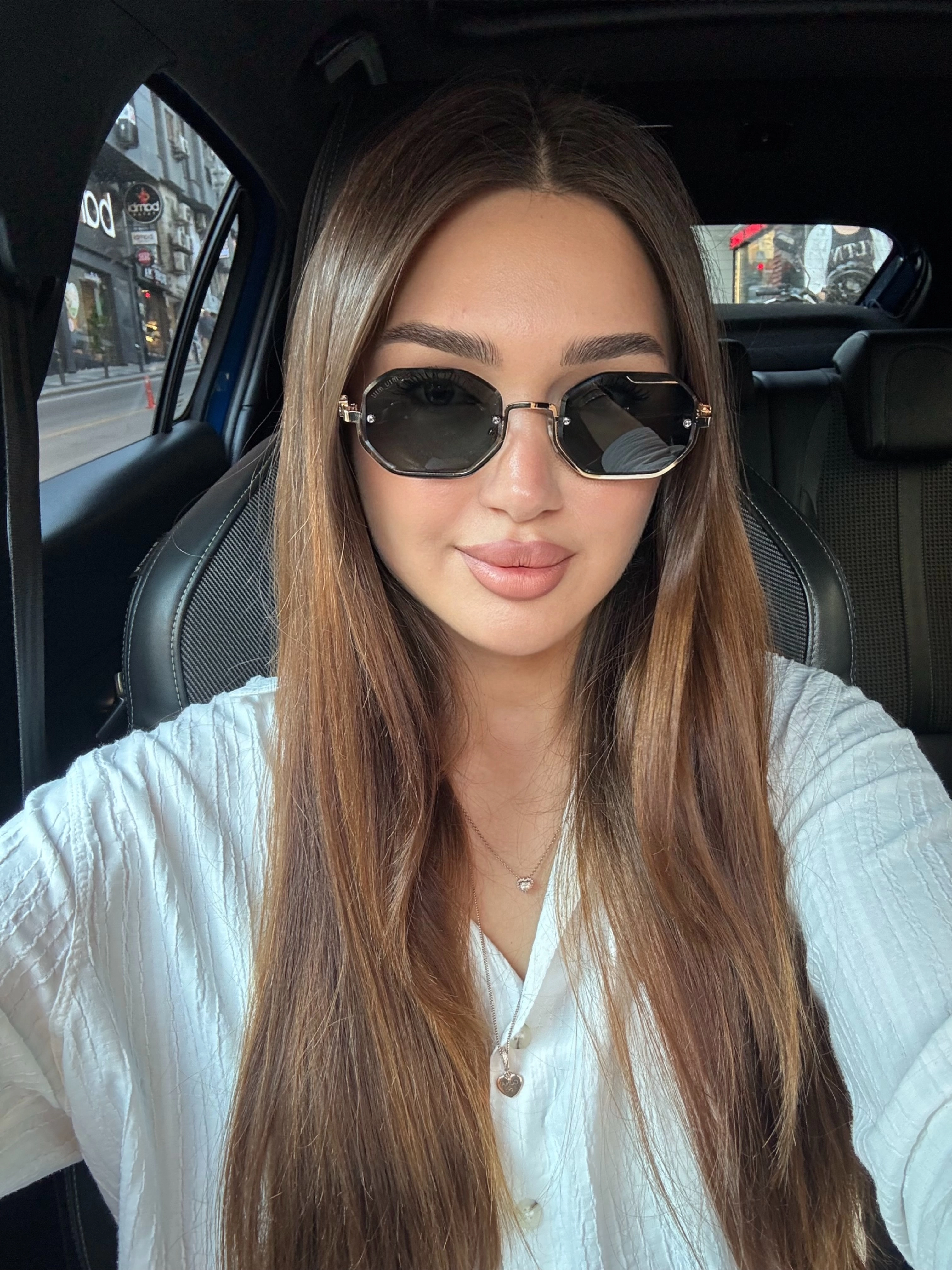 Miumiu Güneş Gözlüğü