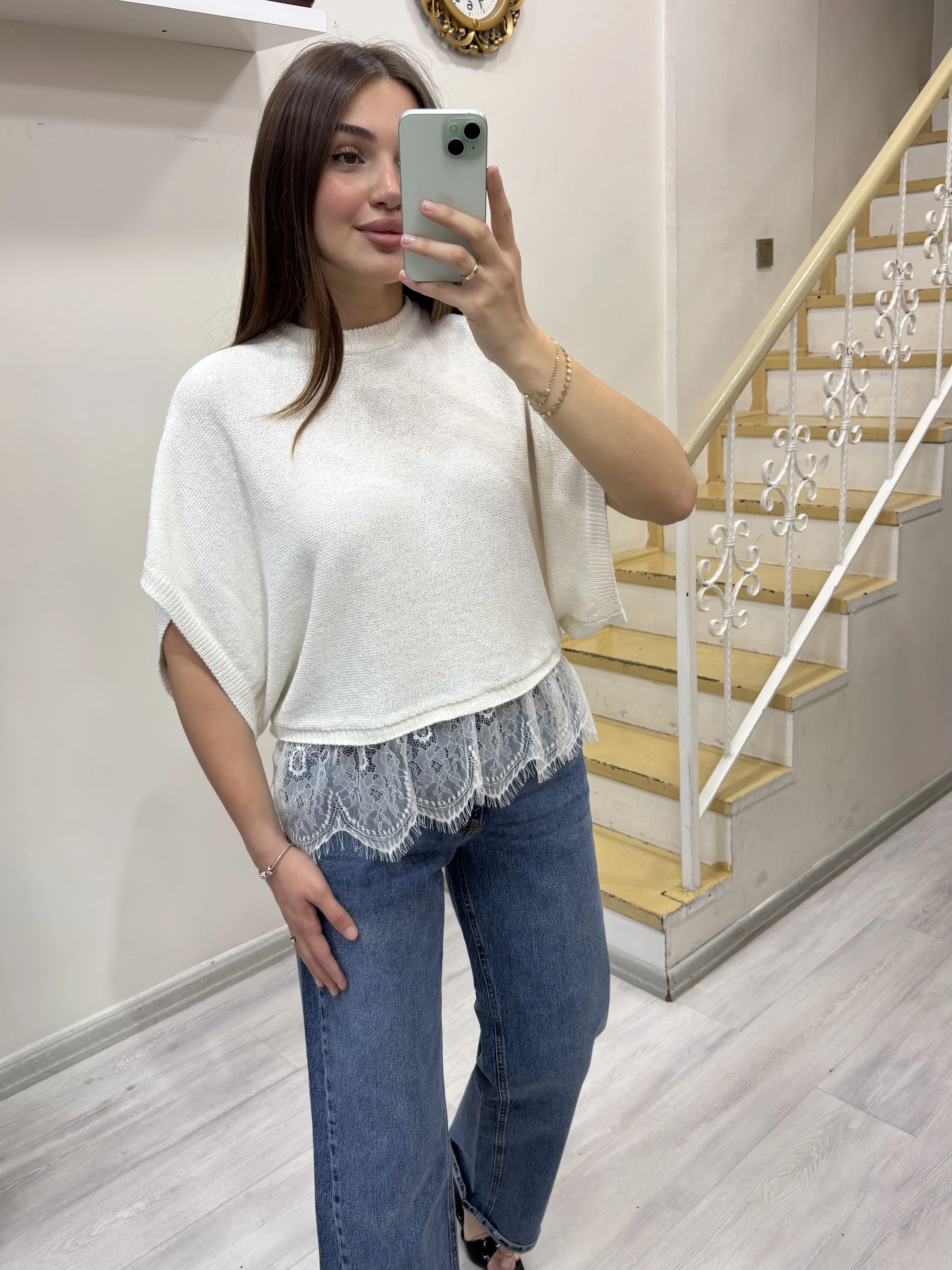 Dantel Detaylı Merserize Bluz