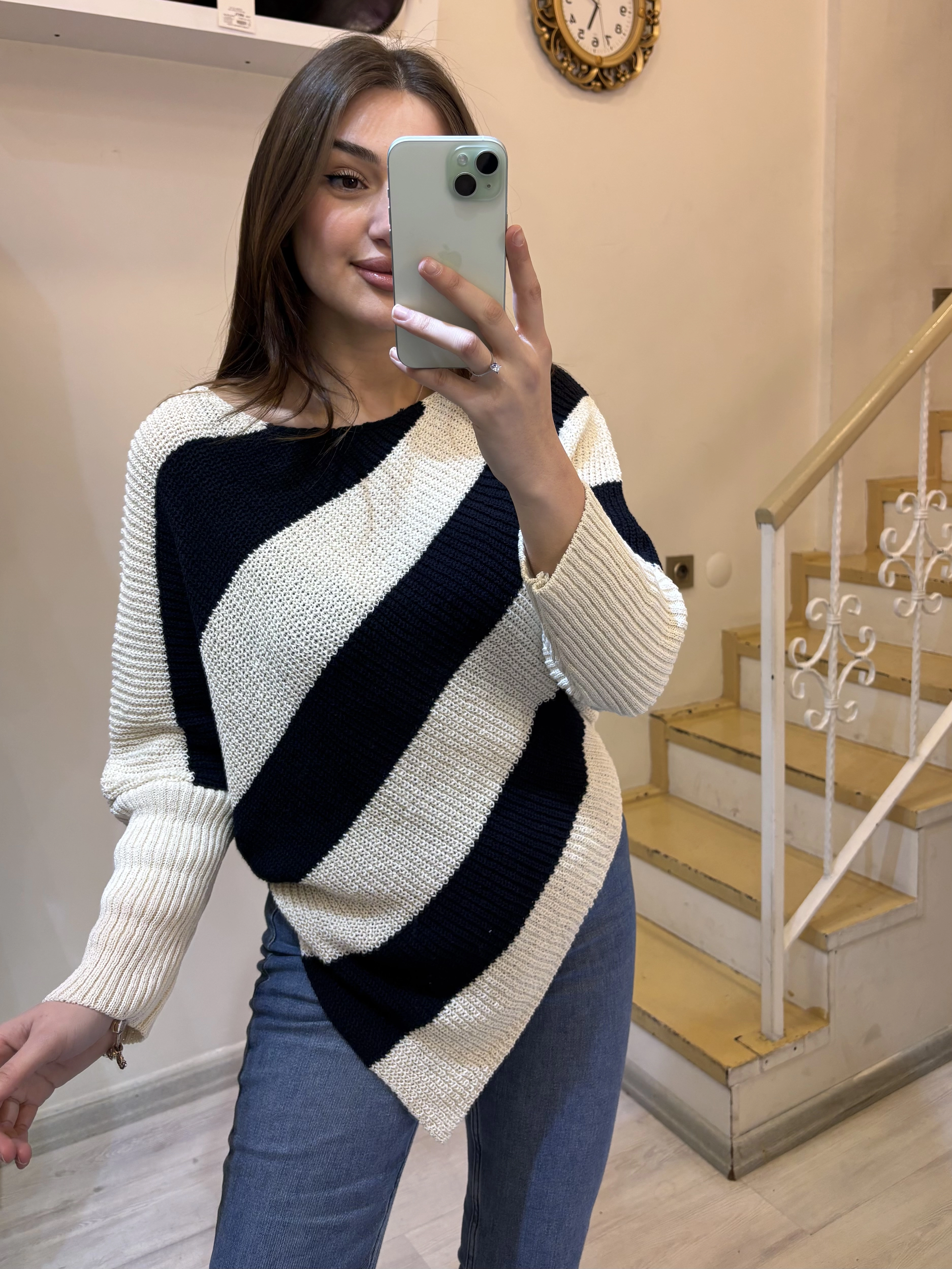 Üçgen Detat Çift Renkli Merserize Bluz