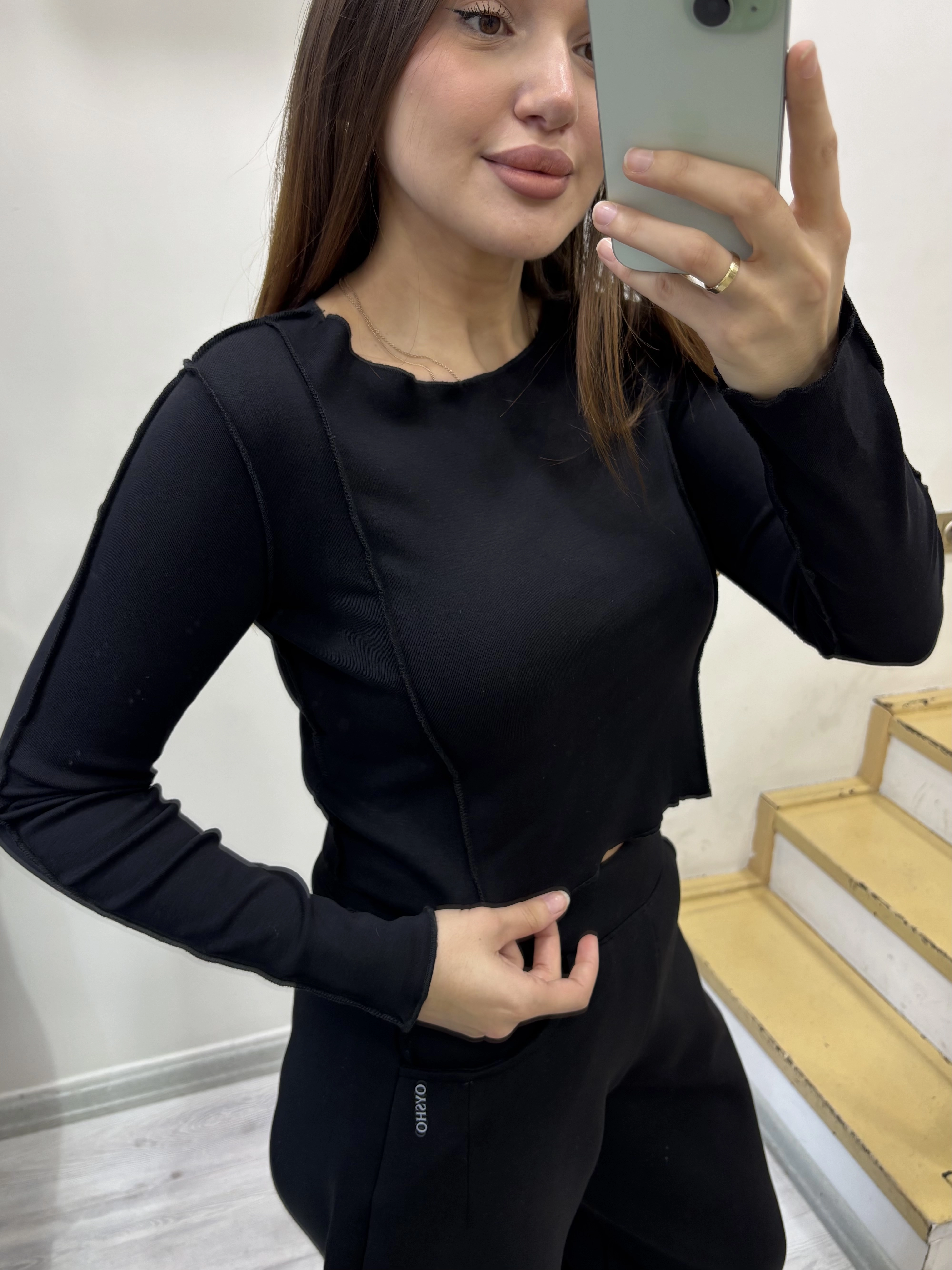 Karol Uzun Kol Dikiş Detaylı Crop Body