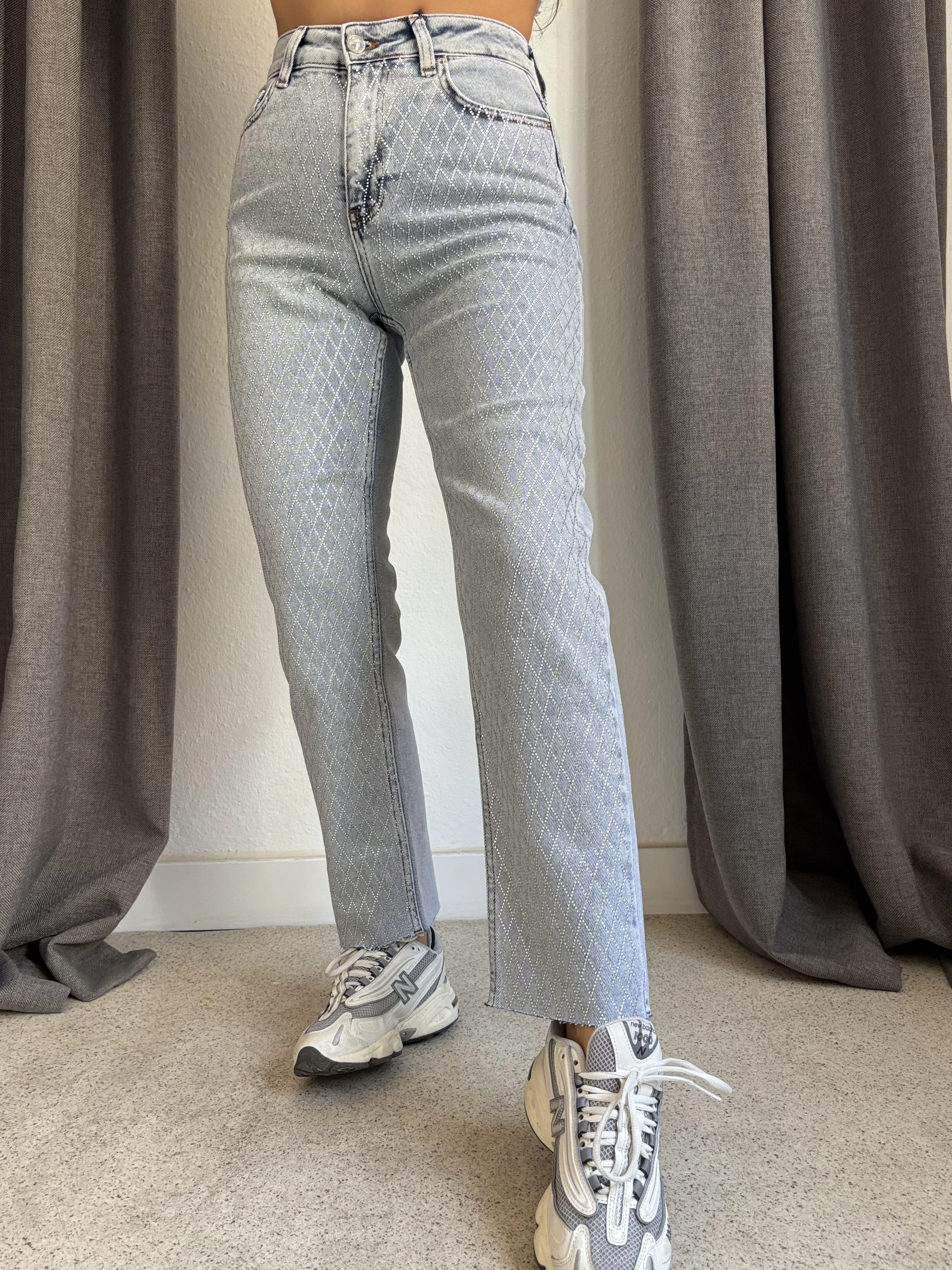 Taşlı Mom Fit Jean Pantolon