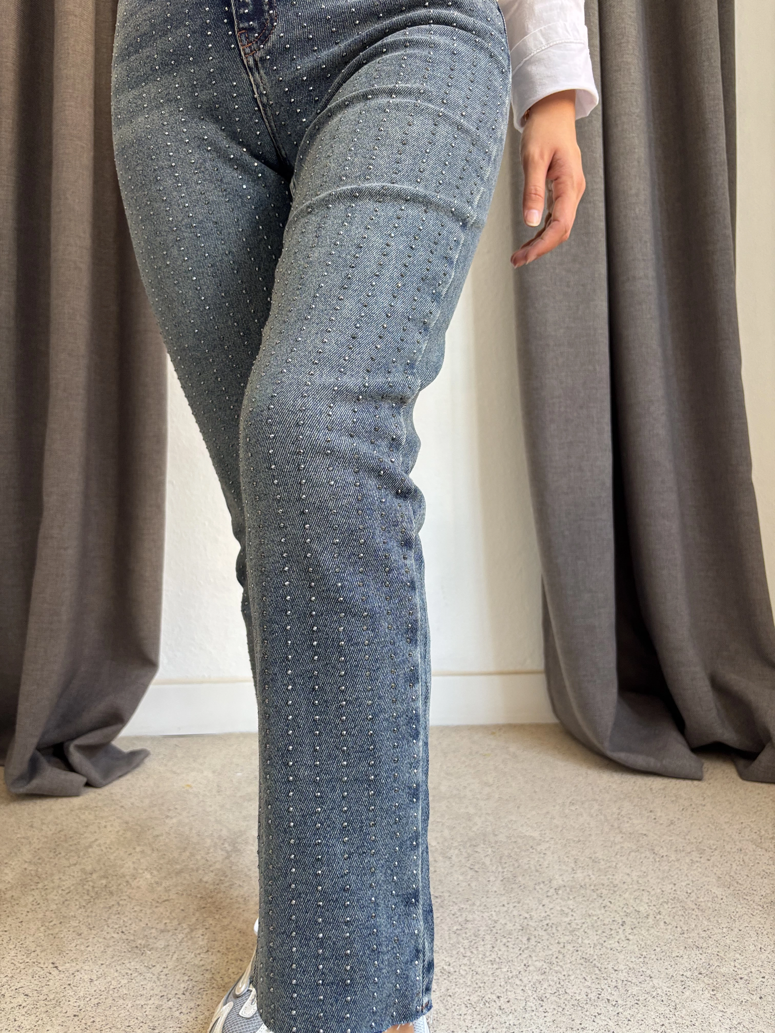 Silmeli Taşlı Jean Pantolon