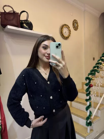 Taşlı Yumoş Hırka