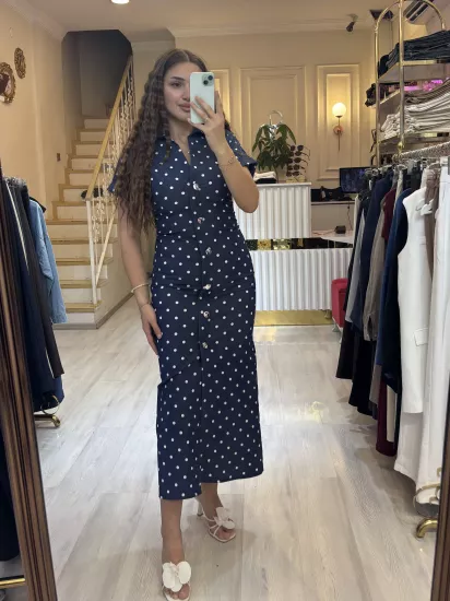 Puantiyeli Vücuda Oturan Kesim Elbise