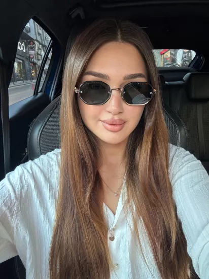 Miumiu Güneş Gözlüğü