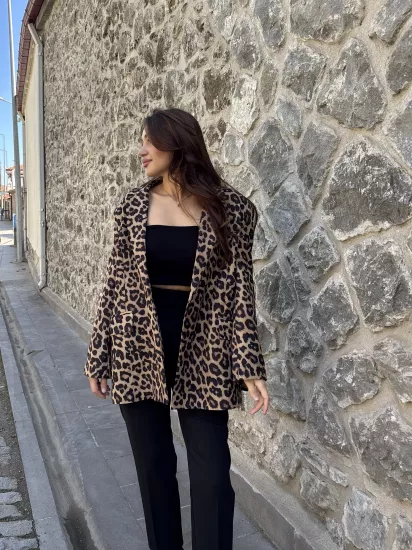 Oversize Astarlı Leopar Ceket