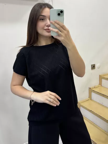 Siyah