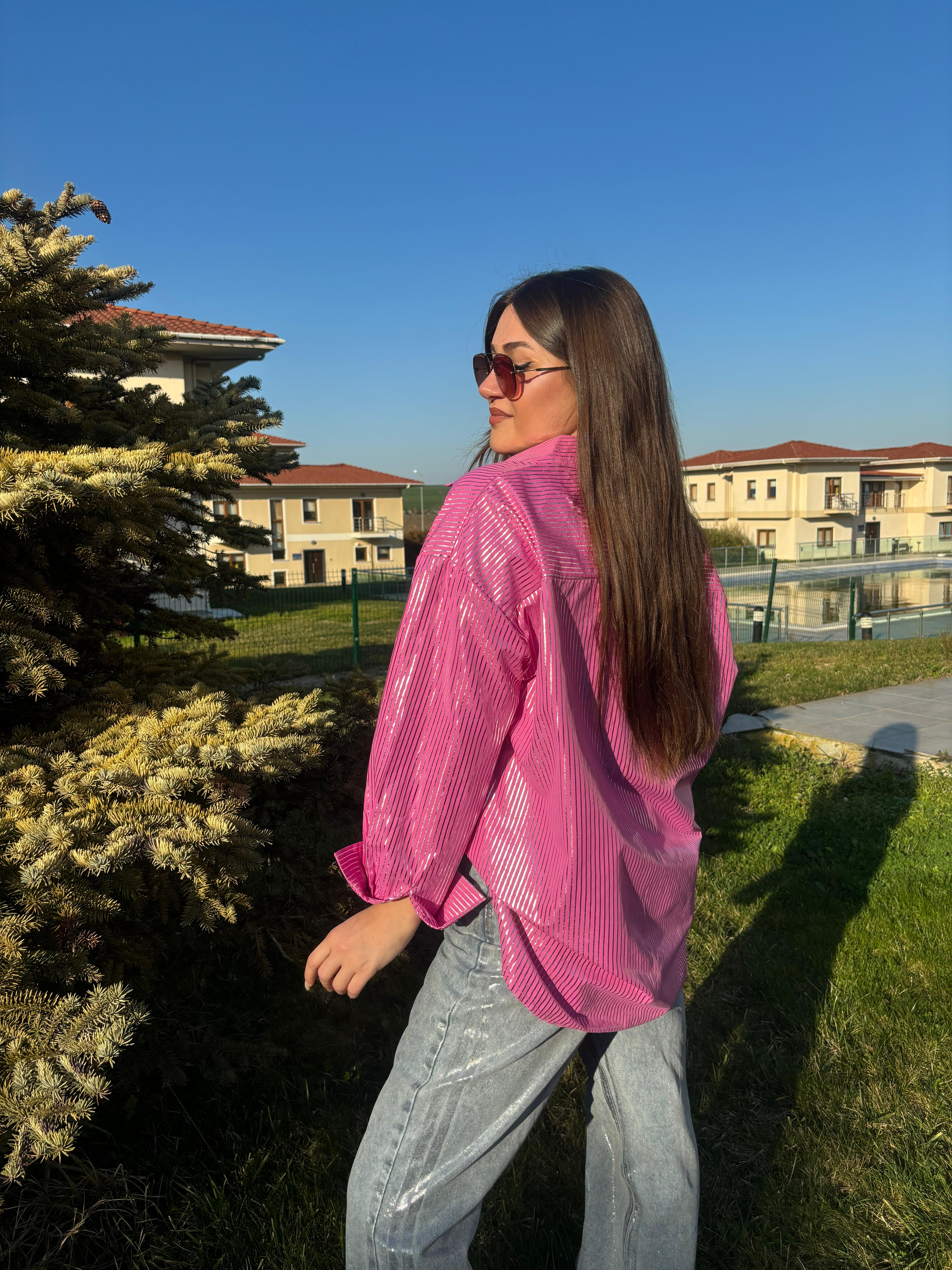 Oversize Cepli Gümüş Baskı Gömlek