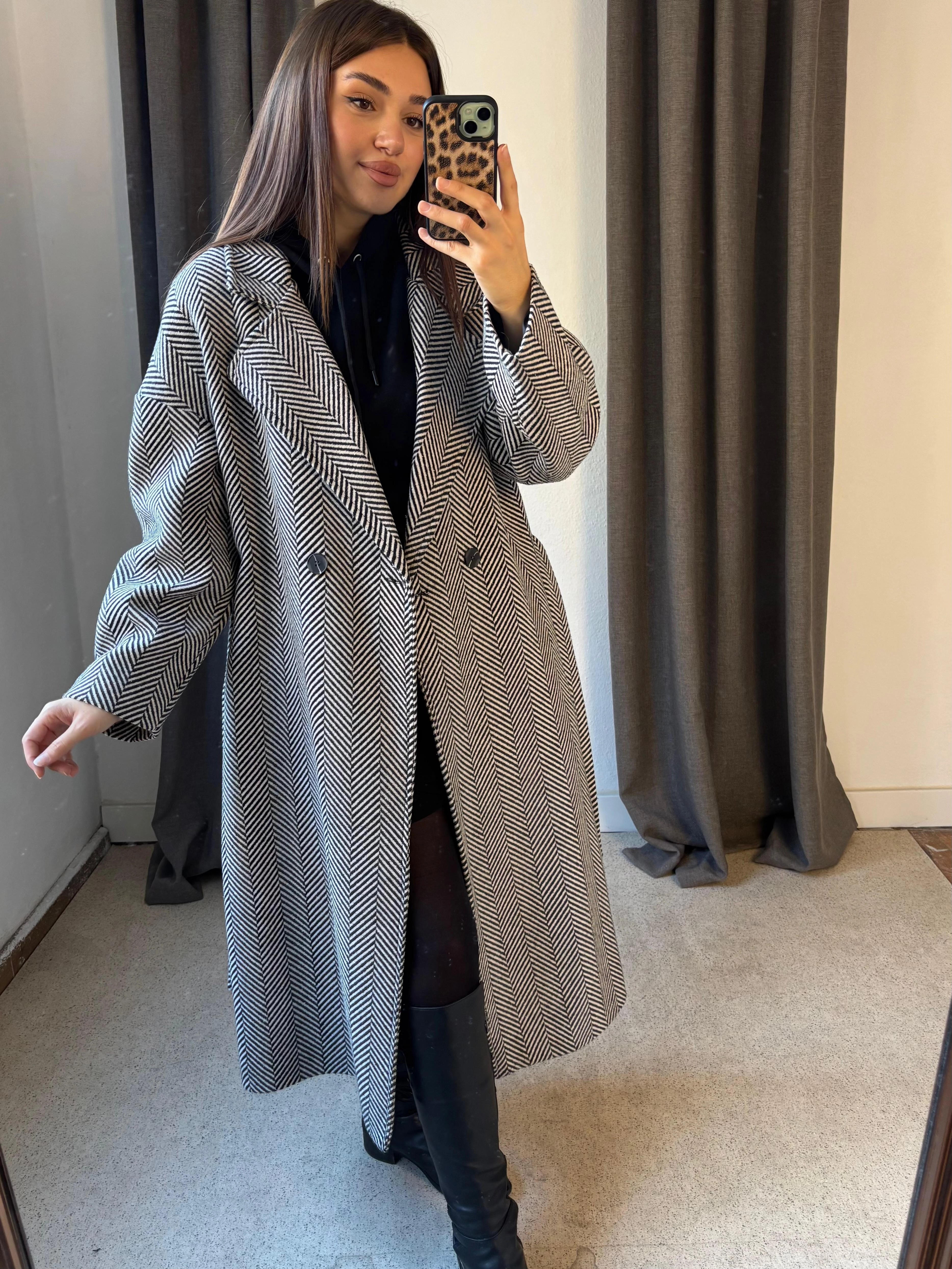 Balıksırtı Kuşaklı Kaşe Kaban